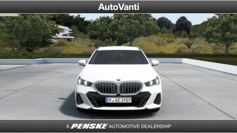 BMW Serie 5 nuova a Bologna (5)