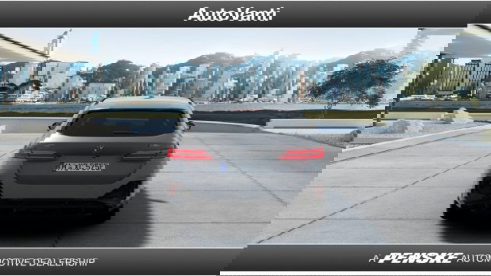 BMW i5 Touring nuova a Bologna (4)