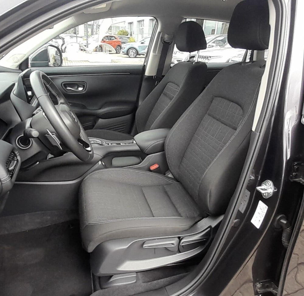 Honda ZR-V usata a Cosenza (10)