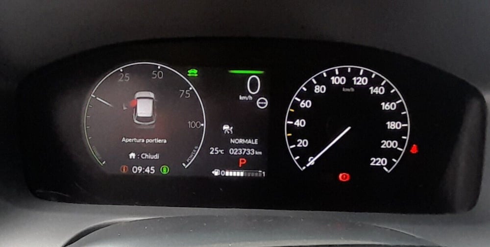 Honda ZR-V usata a Cosenza (13)