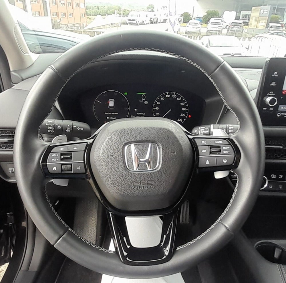 Honda ZR-V usata a Cosenza (15)