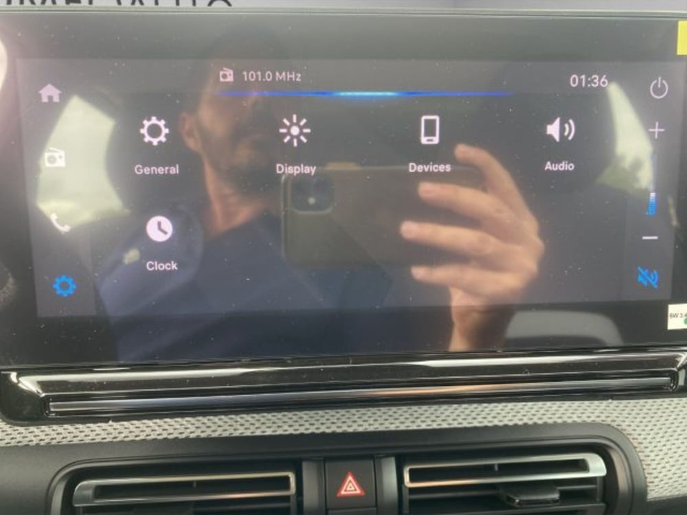 Citroen C3 Aircross nuova a Perugia (15)