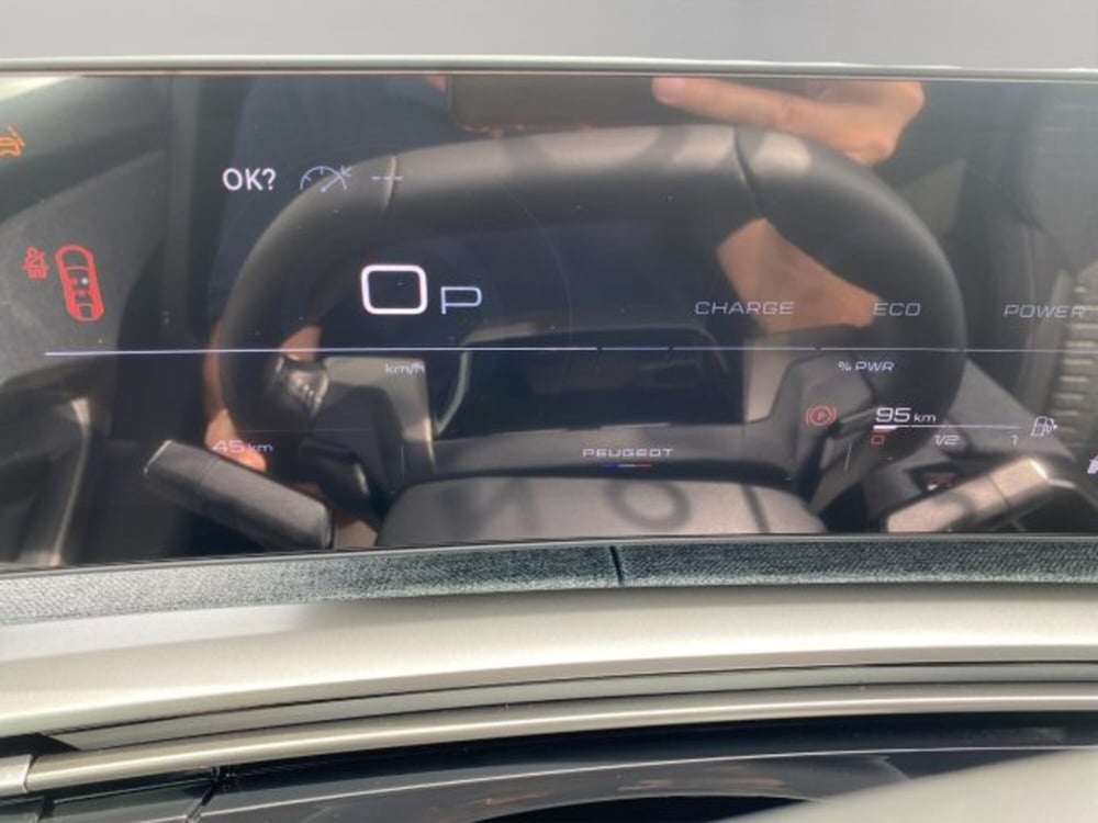 Peugeot 3008 nuova a Perugia (13)