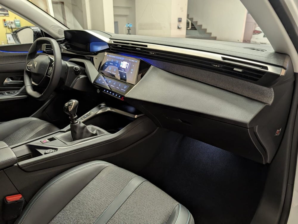 Peugeot 308 usata a Teramo (12)