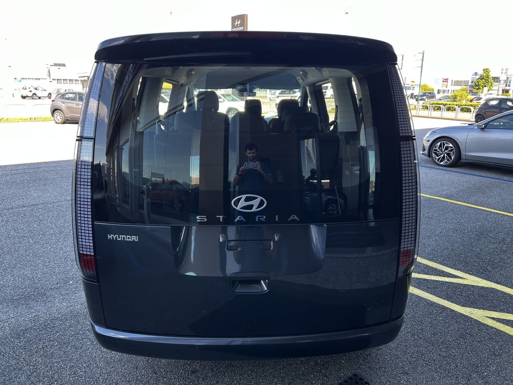 Hyundai Staria nuova a Vercelli (5)