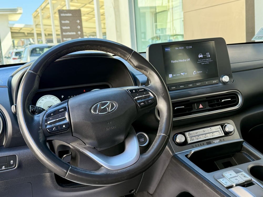 Hyundai Kona usata a Napoli (7)