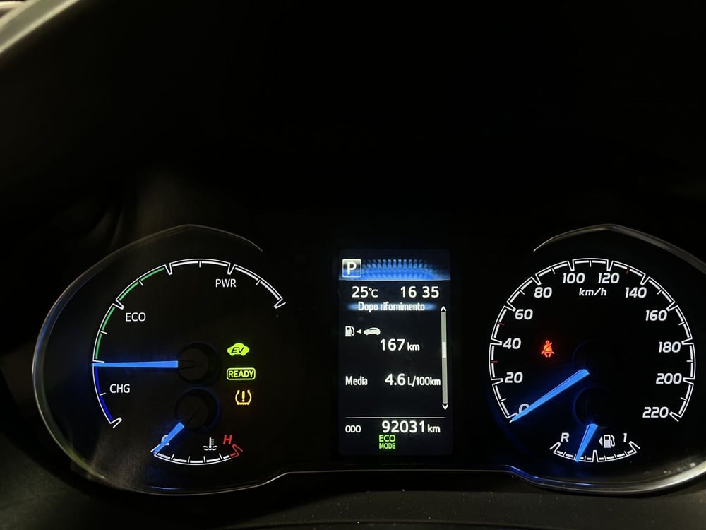 Toyota Yaris usata a Milano (12)