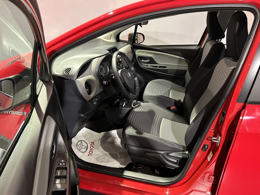 Toyota Yaris usata a Milano (13)
