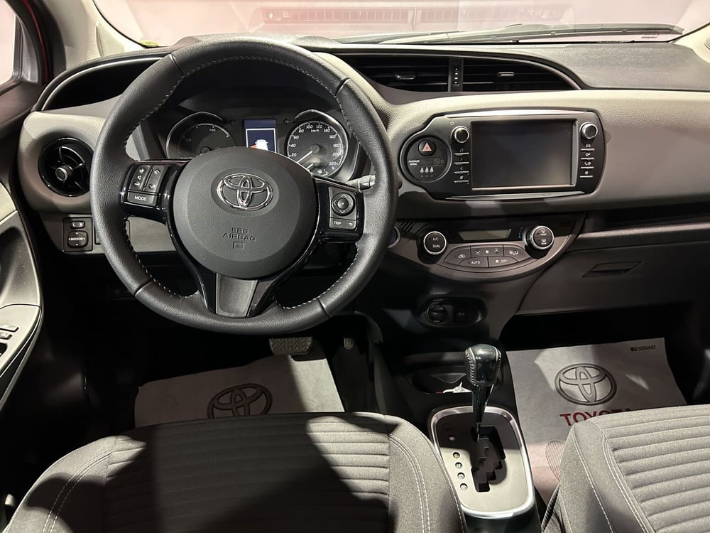 Toyota Yaris usata a Milano (9)