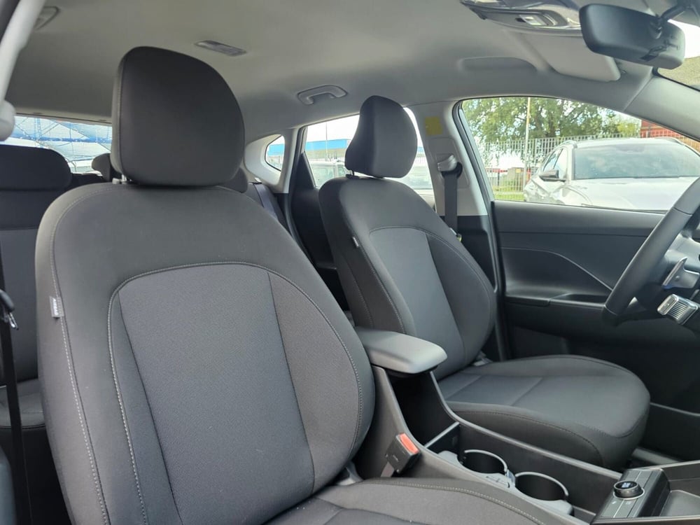 Hyundai Kona nuova a Cremona (7)
