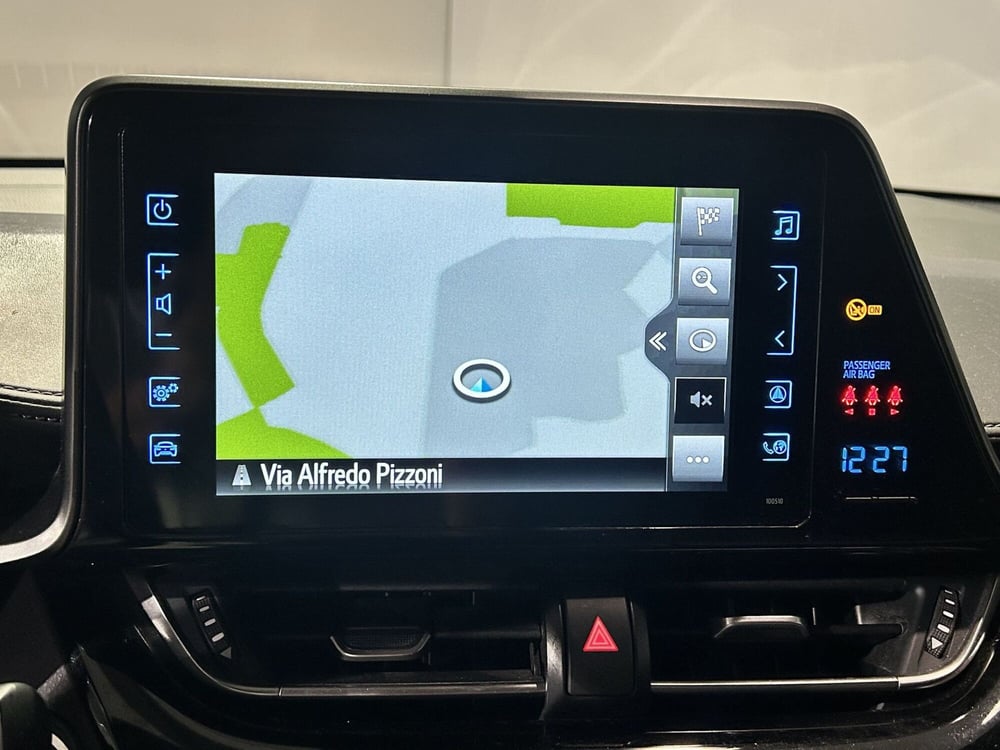 Toyota Toyota C-HR usata a Milano (16)