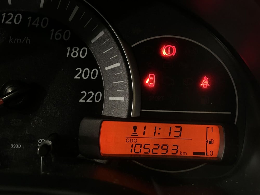 Nissan Micra usata a Milano (9)