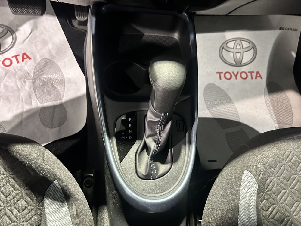 Toyota Aygo X usata a Milano (13)