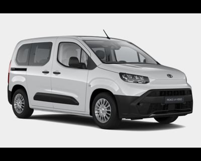 Toyota Proace City Verso City Verso 1.5D 130 CV S&amp;S Long D Executive nuova a Oderzo