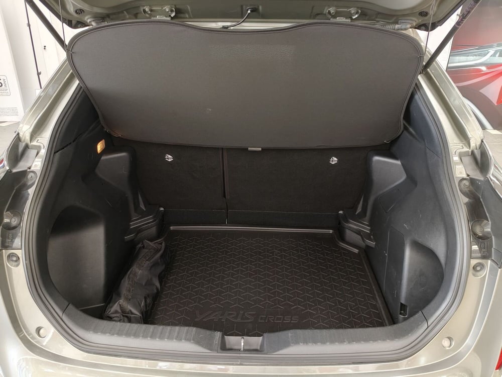Toyota Yaris Cross usata a Roma (10)