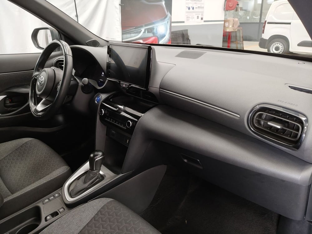 Toyota Yaris Cross usata a Roma (17)