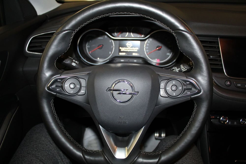 Opel Grandland X usata a Cremona (11)
