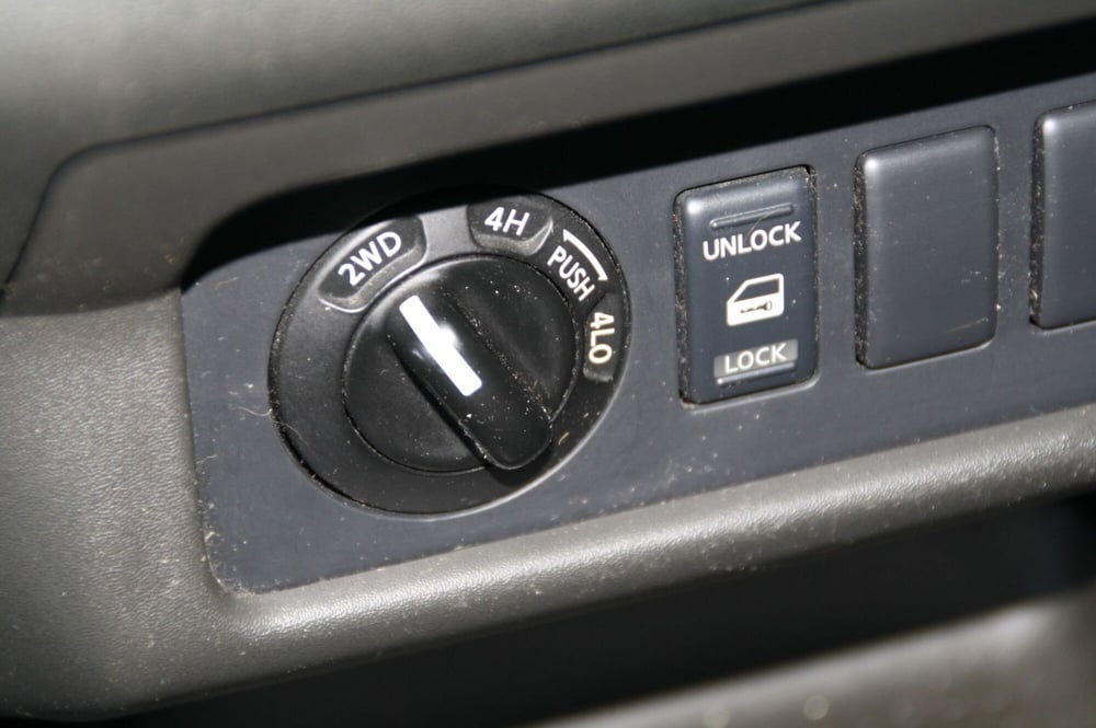 Nissan Navara usata a Pordenone (9)