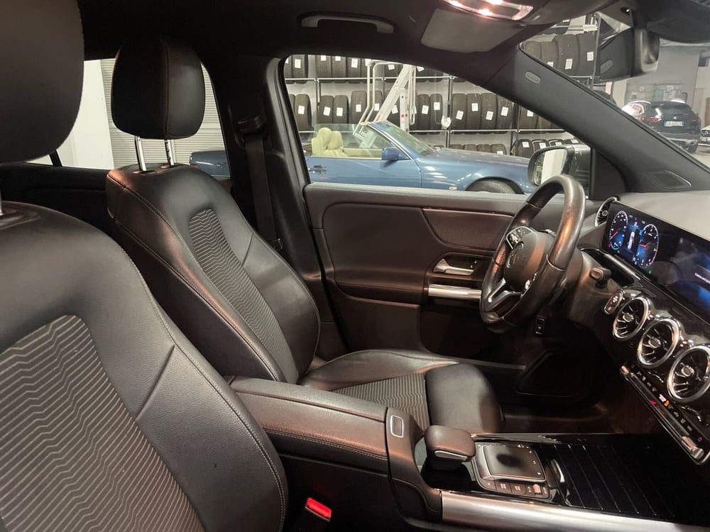 Mercedes-Benz GLA SUV usata a Macerata (14)