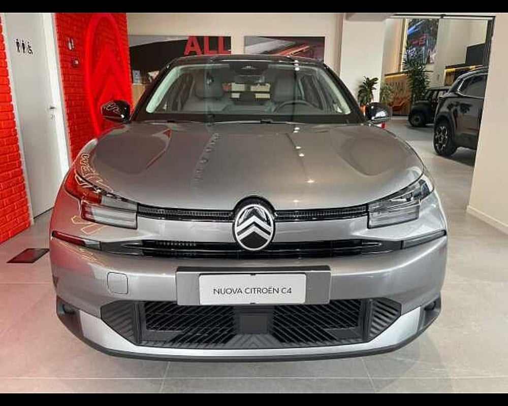 Citroen C4 nuova a Milano (2)