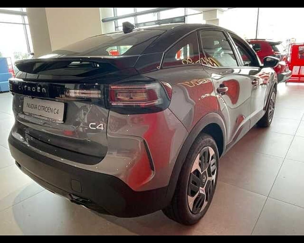 Citroen C4 nuova a Milano (6)