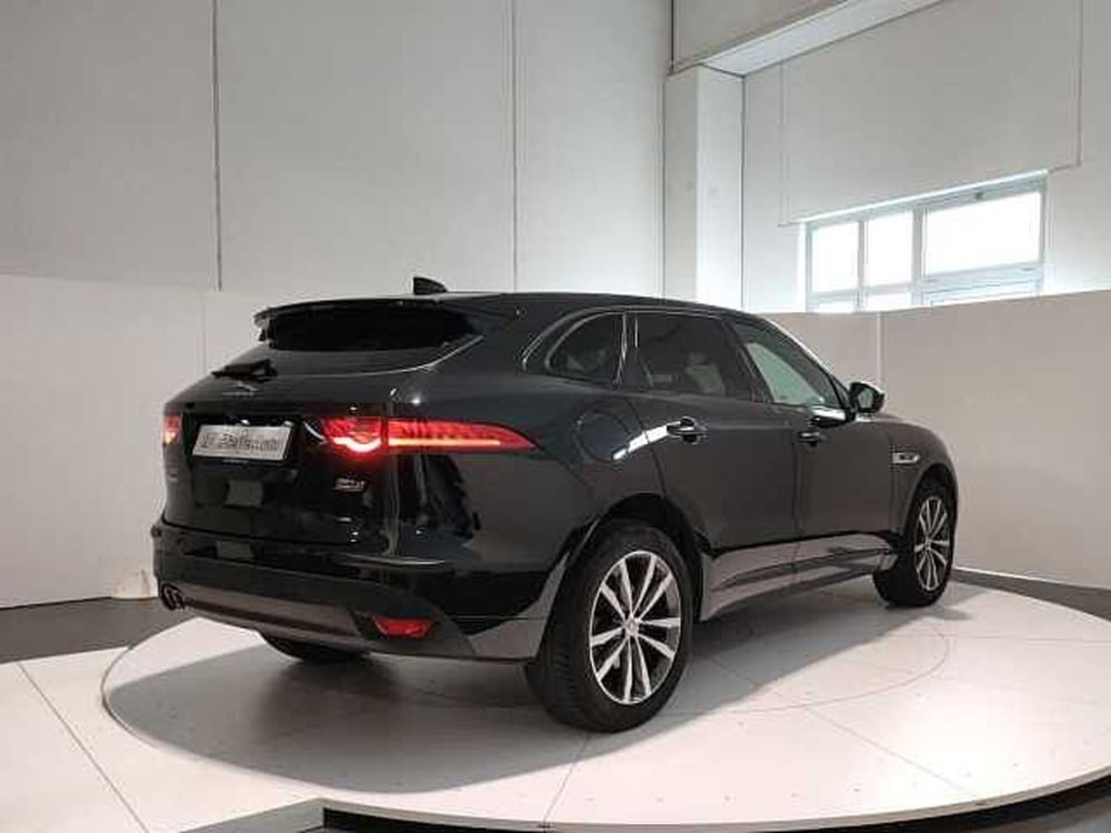 Jaguar F-Pace usata a Teramo (4)
