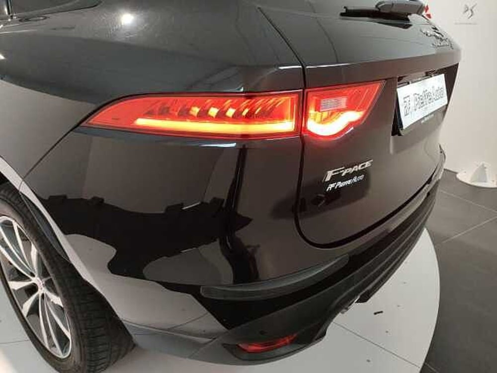 Jaguar F-Pace usata a Teramo (8)