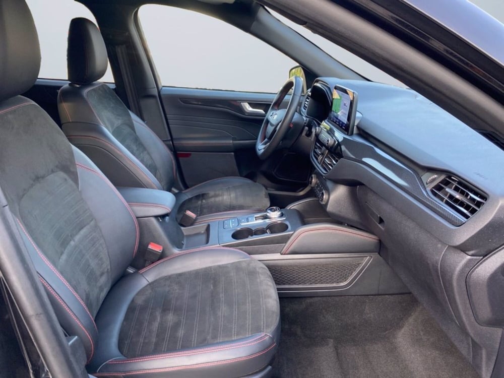 Ford Kuga usata a Milano (11)