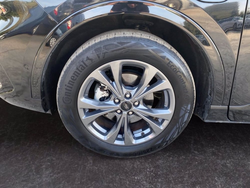 Ford Kuga usata a Milano (16)