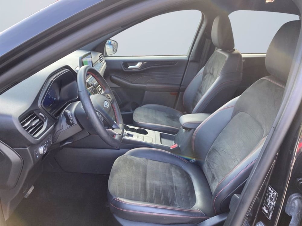 Ford Kuga usata a Milano (9)