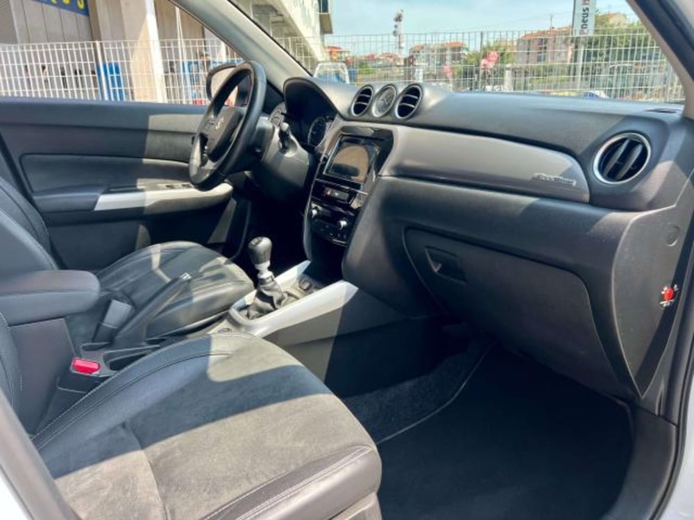 Suzuki Vitara usata a Savona (14)