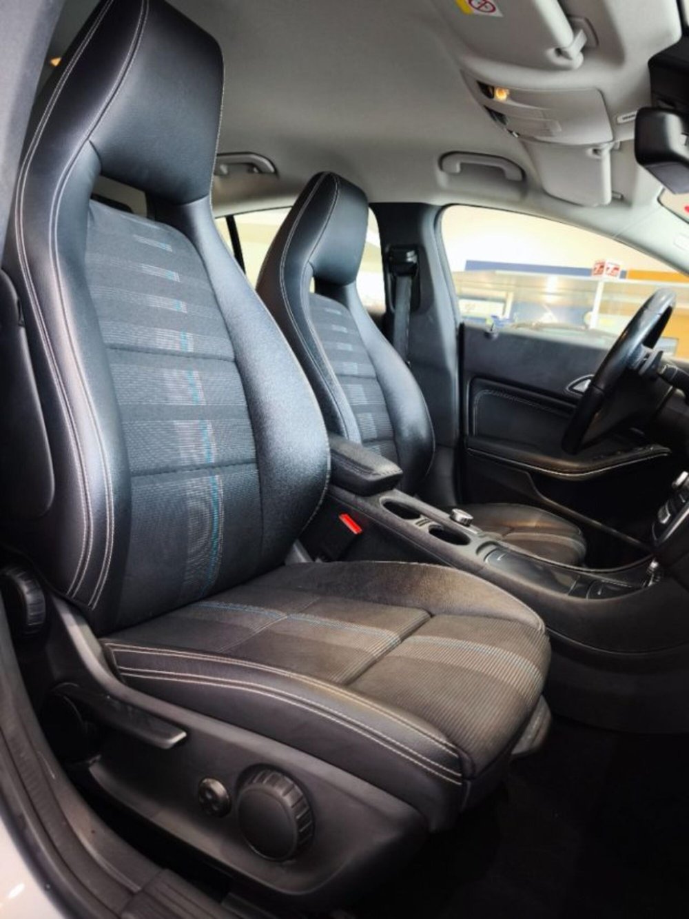 Mercedes-Benz CLA Shooting Brake usata a Firenze (14)