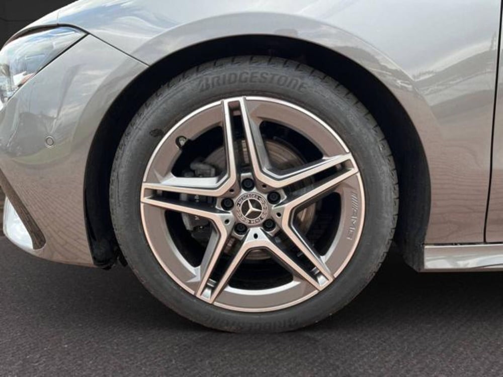 Mercedes-Benz CLA Shooting Brake usata a Milano (10)