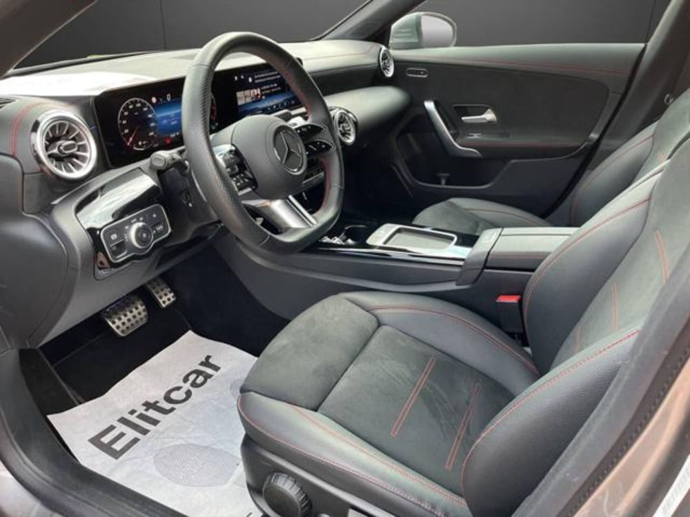 Mercedes-Benz CLA Shooting Brake usata a Milano (13)