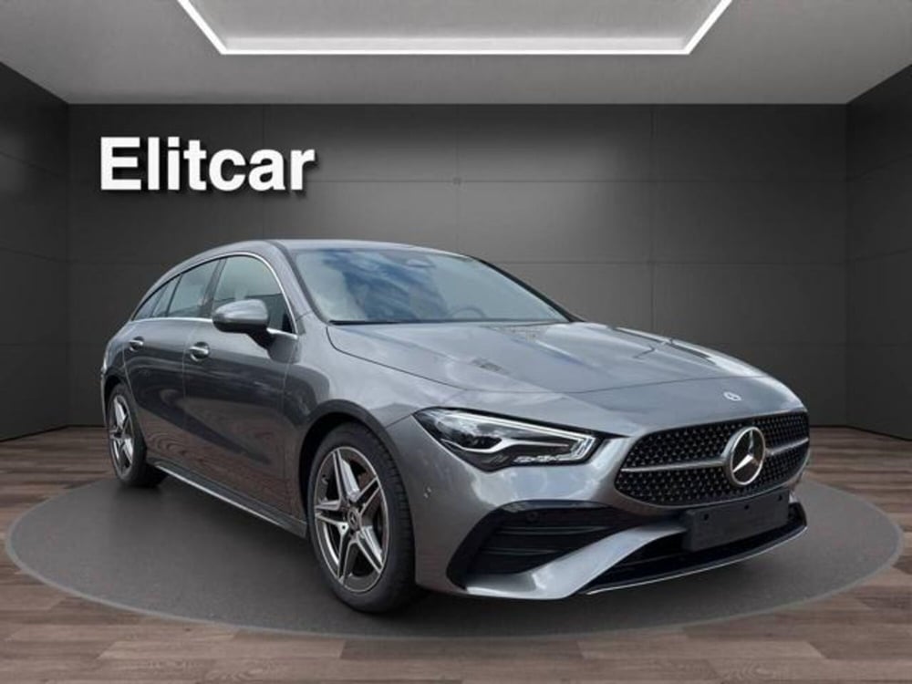 Mercedes-Benz CLA Shooting Brake usata a Milano (8)