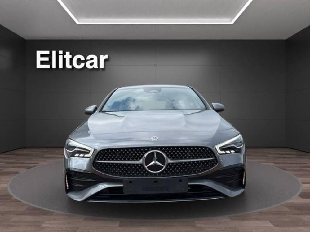 Mercedes-Benz CLA Shooting Brake usata a Milano (9)