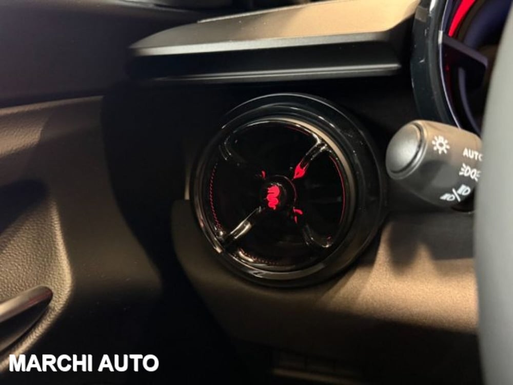 Alfa Romeo Junior nuova a Perugia (16)