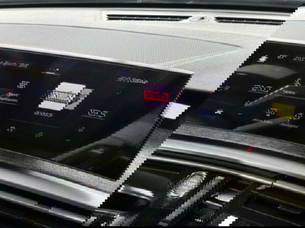 Peugeot 3008 nuova a Sondrio (19)