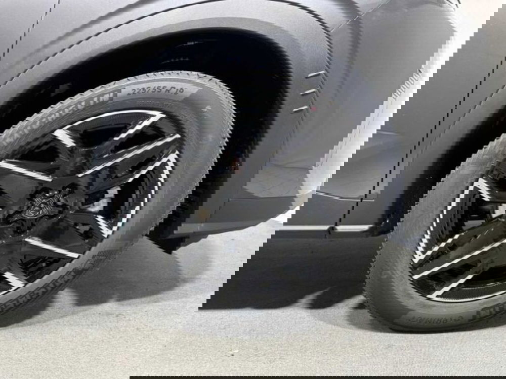 Peugeot 3008 nuova a Sondrio (9)