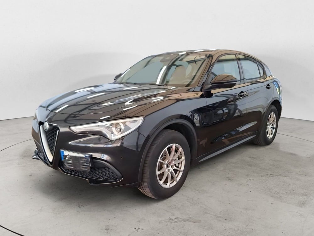 Alfa Romeo Stelvio usata a Salerno