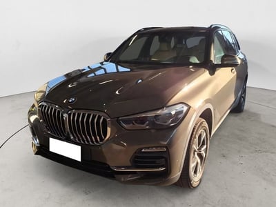 BMW X5 xDrive25d del 2021 usata a Sala Consilina