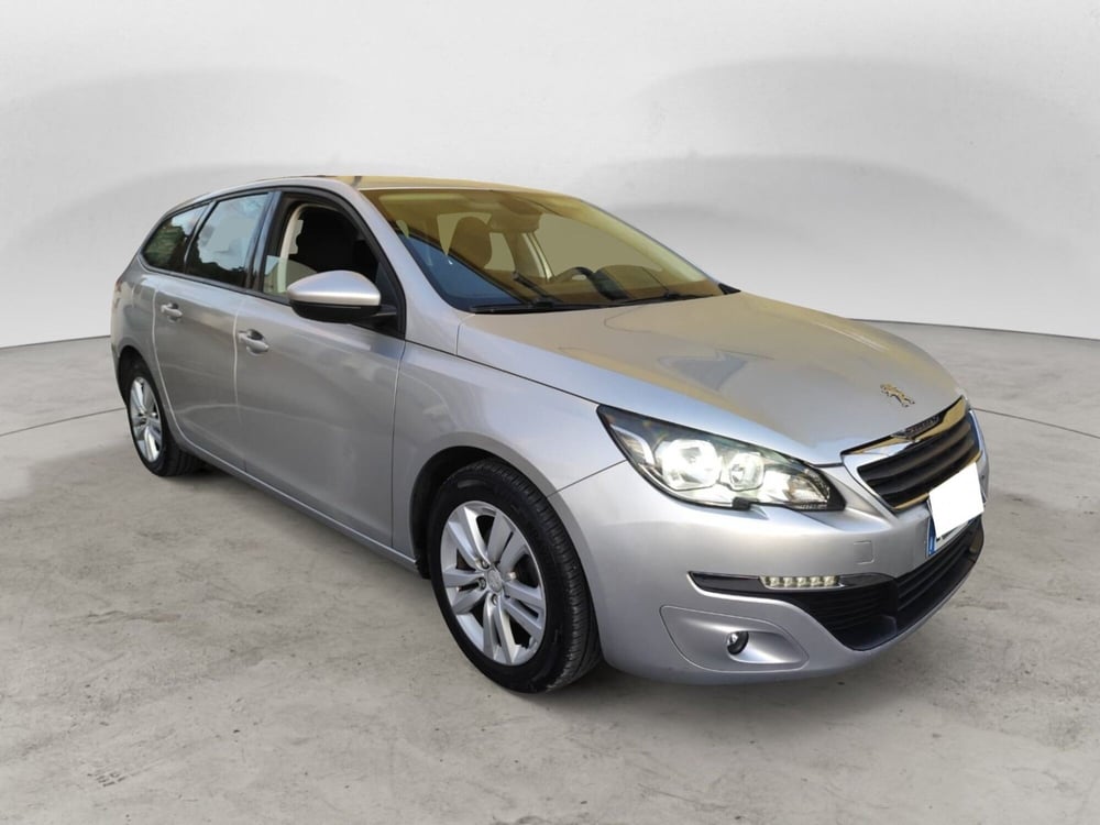 Peugeot 308 SW usata a Salerno