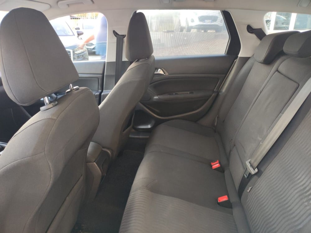 Peugeot 308 SW usata a Salerno (20)