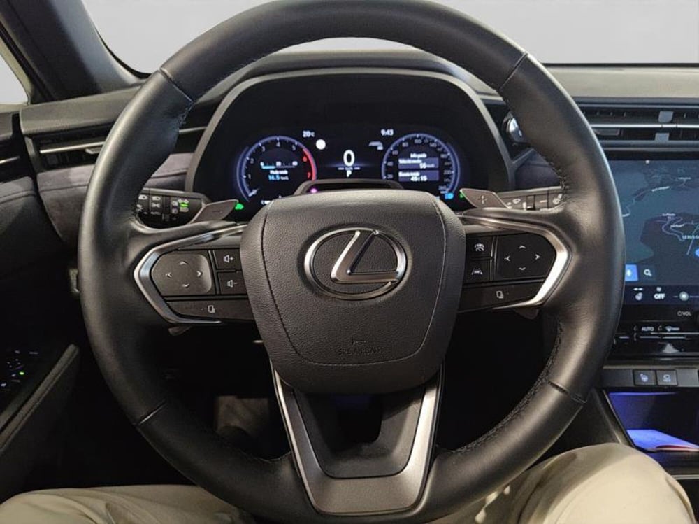 Lexus LBX usata a Genova (14)