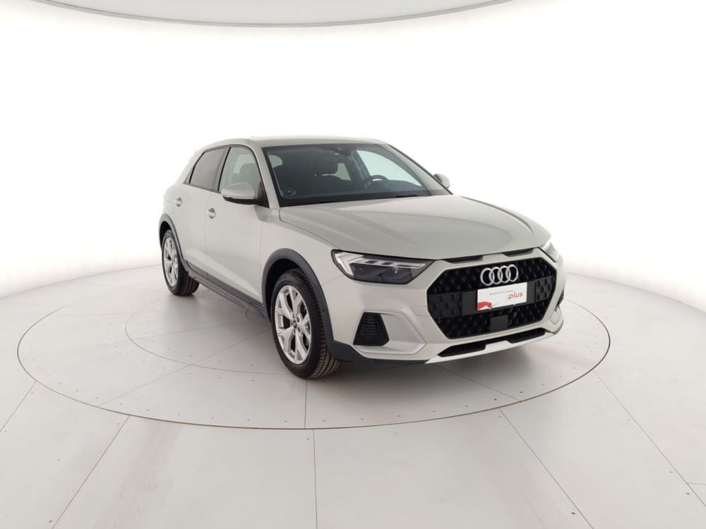 Audi A1 allstreet usata a Massa-Carrara (4)