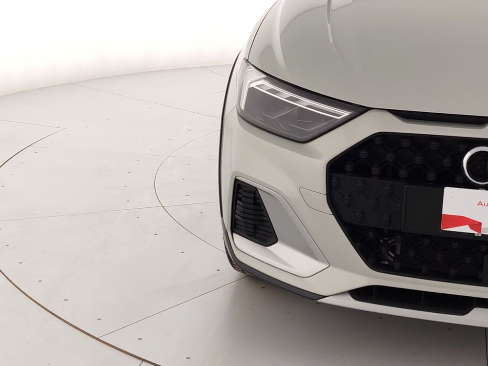 Audi A1 allstreet usata a Massa-Carrara (5)