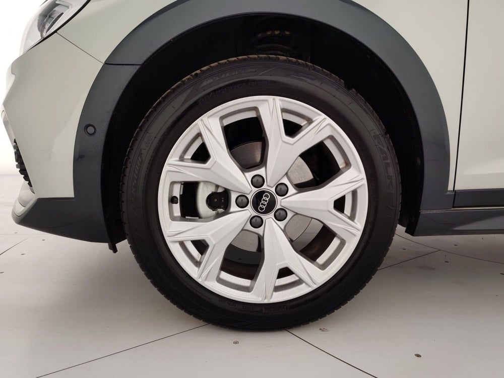 Audi A1 allstreet usata a Massa-Carrara (6)