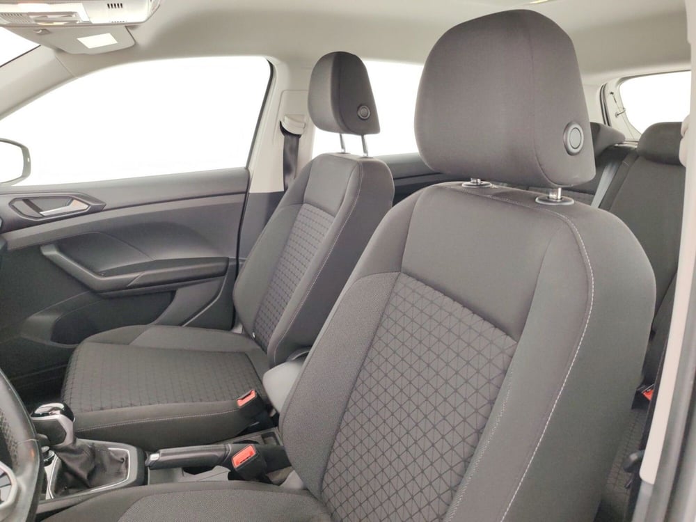 Volkswagen T-Cross usata a Massa-Carrara (9)
