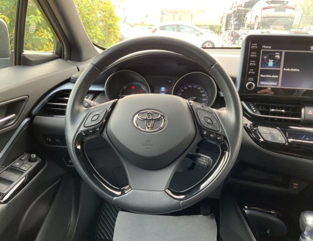 Toyota Toyota C-HR usata a Perugia (11)