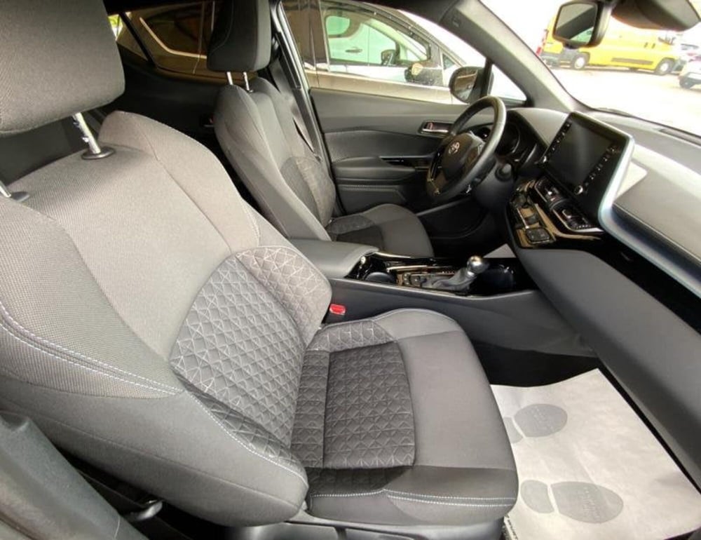 Toyota Toyota C-HR usata a Perugia (8)